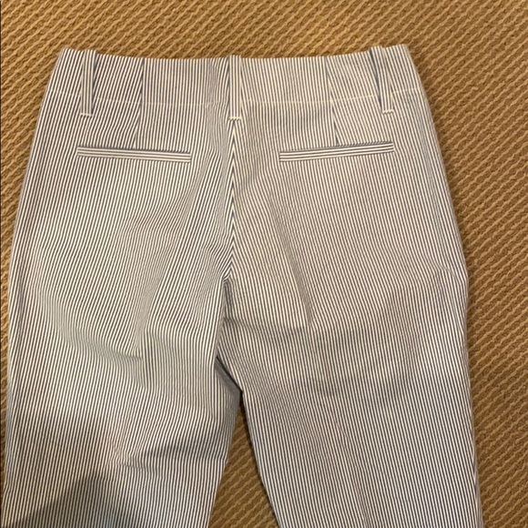 ELIE TAHARI SEERSUCKER BLUE & WHITE SLACKS - Picture 8 of 10